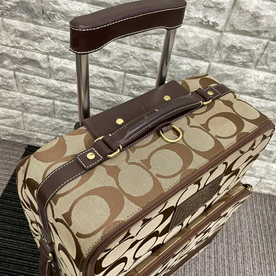 美品　COACH　コーチ　77020　シグネチャー　キャリーケース　二輪 COACH コーチ F77020 シグネチャー キャリーケース 2輪