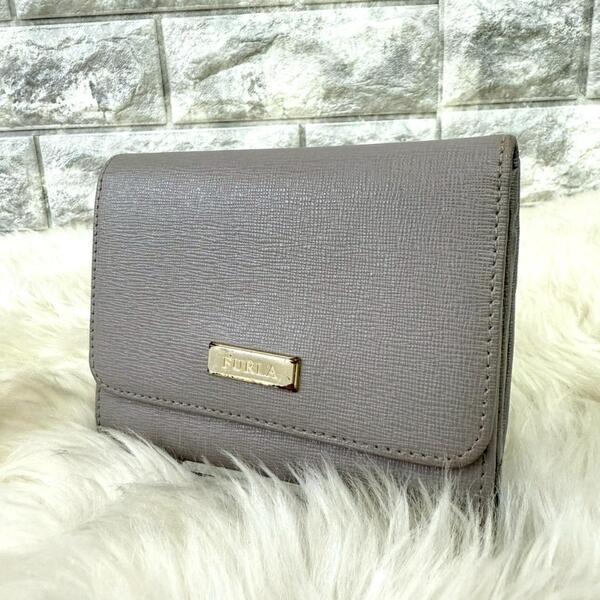 美品 FURLA フルラ 三つ折り財布 ベージュ コンパクトウォレット