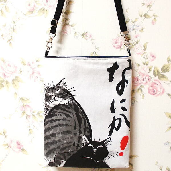 和柄ポシェット 見返り猫ちゃん なにか! にゃんこ サコッシュ メンズ レディース ハンドメイド ショルダーバッグ