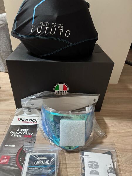 新品 AGV PISTA GP RR FUTURO CARBONIO FORGIATO ASIAN FIT ヘルメット