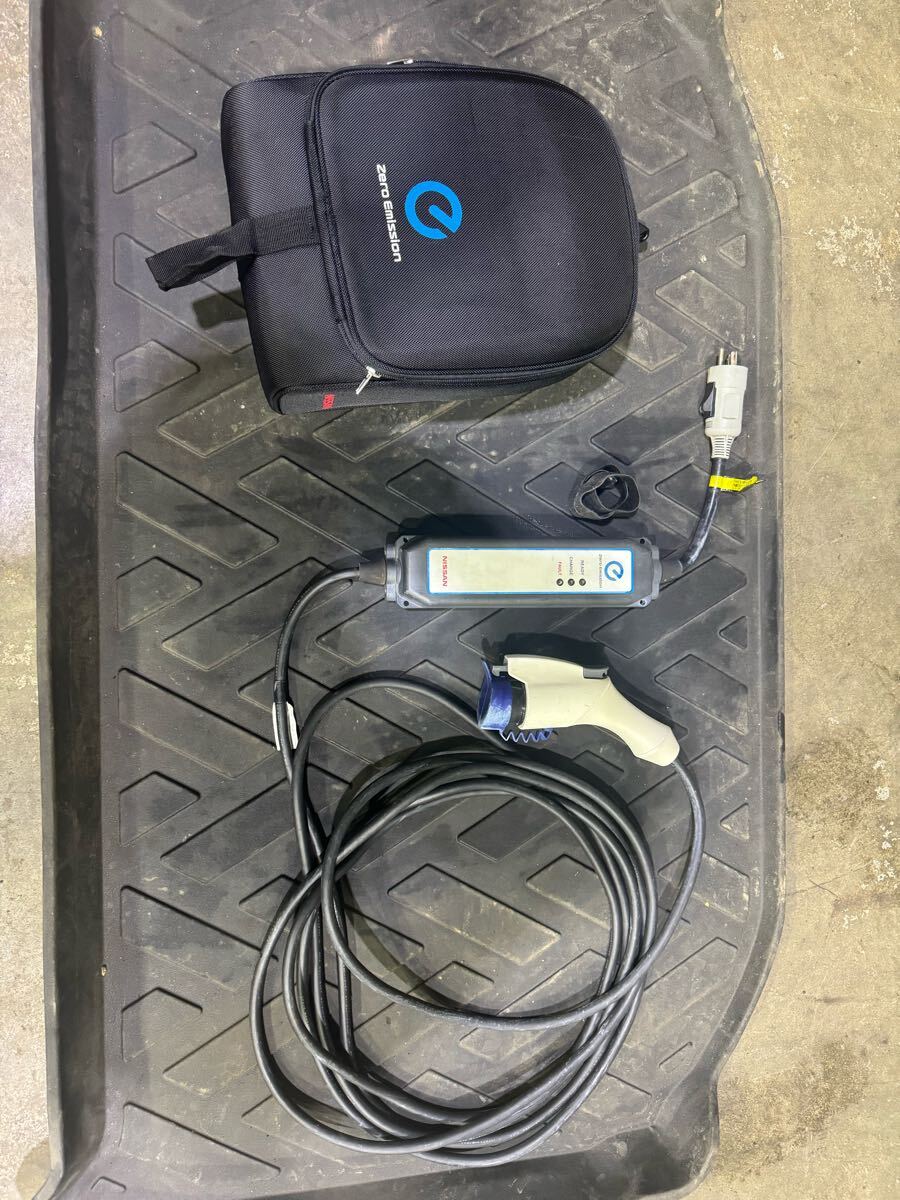 Yahoo!オークション -「リーフ 充電ケーブル 200v」(日産用 Yahoo!オークション -「リーフ 充電ケーブル 200v」(日産用