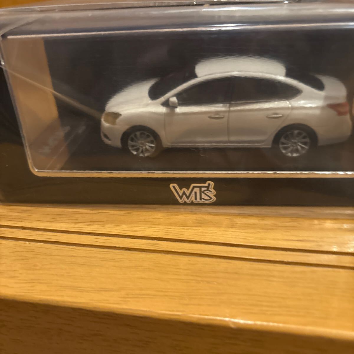 Amazon | WIT'S 日産 シルフィ 1/43 ミニカー 白 | ミニカー