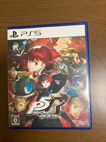 中古品〕 ペルソナ5 ザ・ロイヤル 【PS5ゲームソフト】｜の通販
