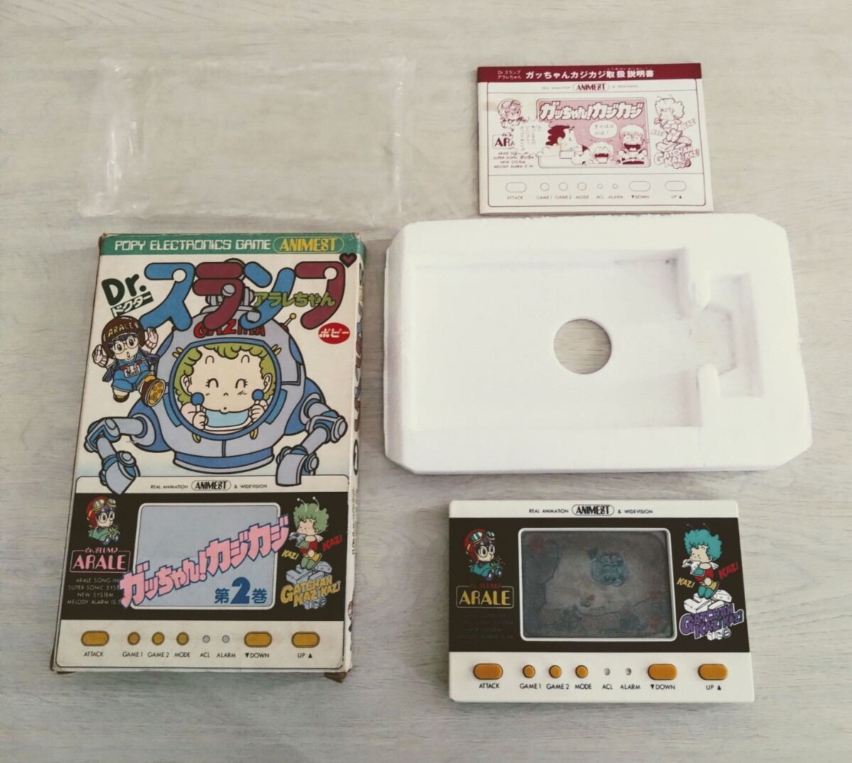 Yahoo!オークション -「アラレ ちゃん」(携帯型) (テレビゲーム Yahoo!オークション -「アラレ ちゃん」(携帯型) (テレビゲーム