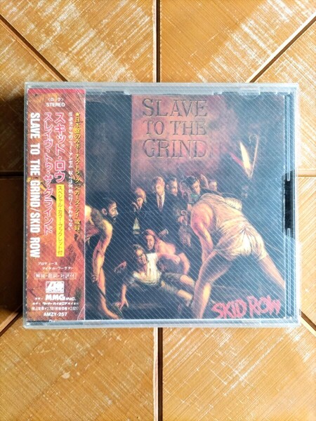 SKID ROW スキッド・ロウ CD「スレイヴ・トゥ・ザ・グラインド」(スペシャル カラー ブックレット付、日本盤のみボーナス トラック収録)
