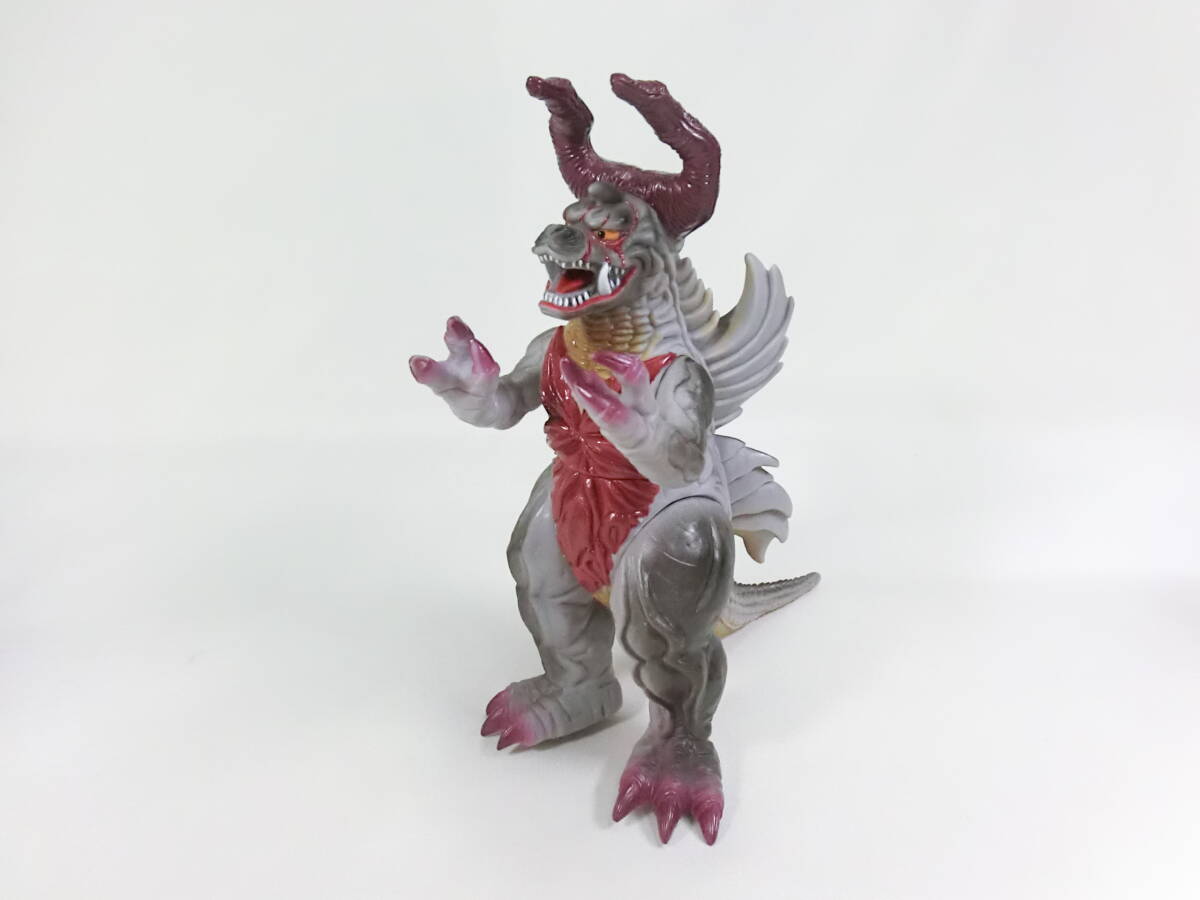 Yahoo!オークション -「ウルトラマンガイアソフビ Yahoo!オークション -「ウルトラマンガイアソフビ