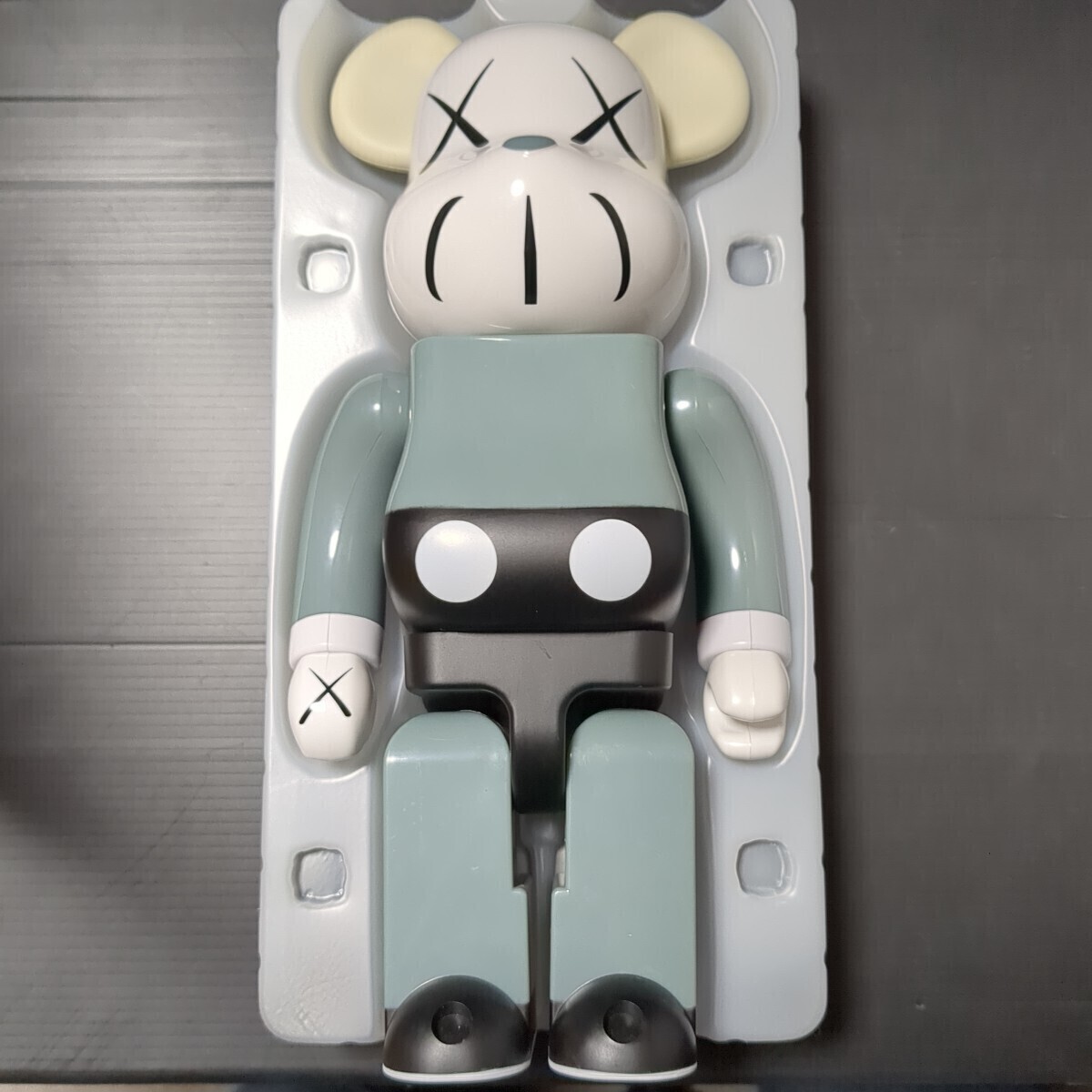 Yahoo!オークション -「ベアブリック 400 kaws」の落札相場 Yahoo!オークション -「ベアブリック 400 kaws」の落札相場