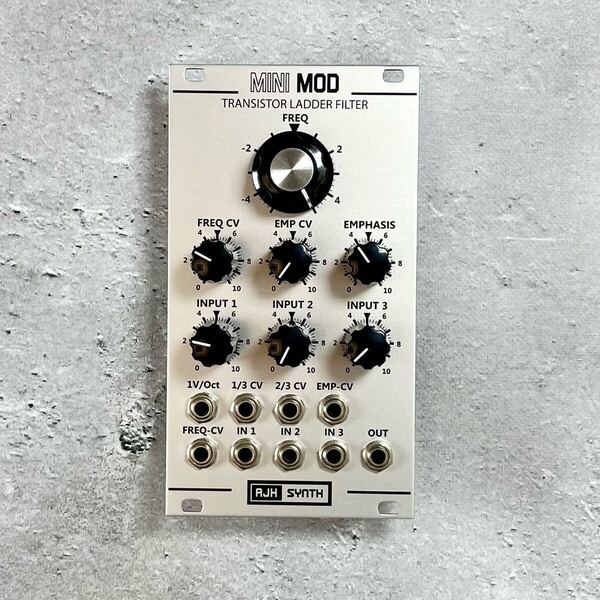 AJH Synth MiniMod Transistor Ladder Filter 国内未発売 モジュラーシンセ ユーロラック フィルターモジュール