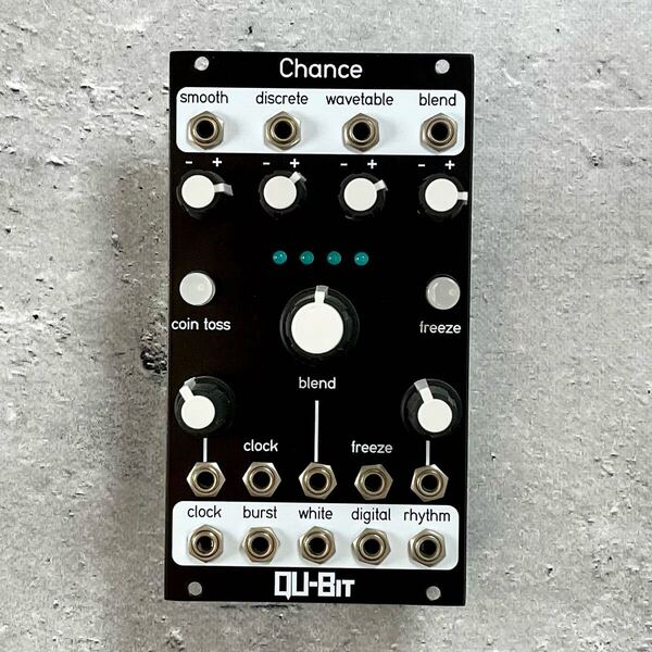 Qu-Bit Electronix Chance モジュラーシンセ ユーロラック シルバーパネル付属