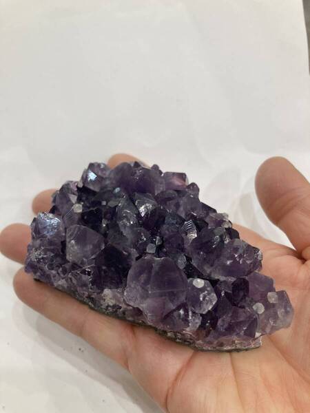 【E29272】 ウルグアイ産 アメシスト 天然石 鉱物 原石 パワーストーン 紫水晶 アメジスト