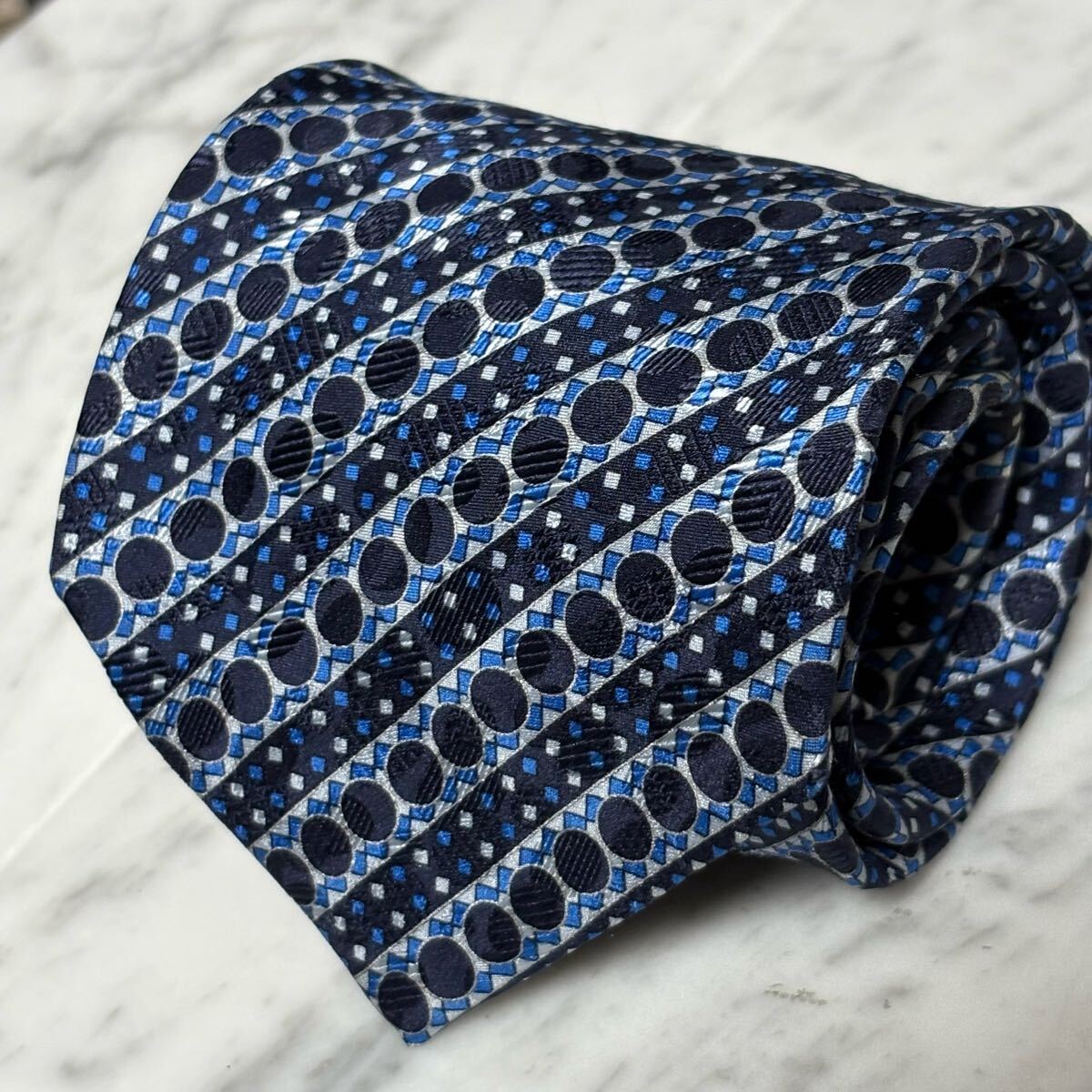 新品未使用品　STEFANO RICCI ネイビー 系　ストライプ ネクタイ STEFANO RICCI ステファノリッチ ネクタイ メンズ / シルク ジャ