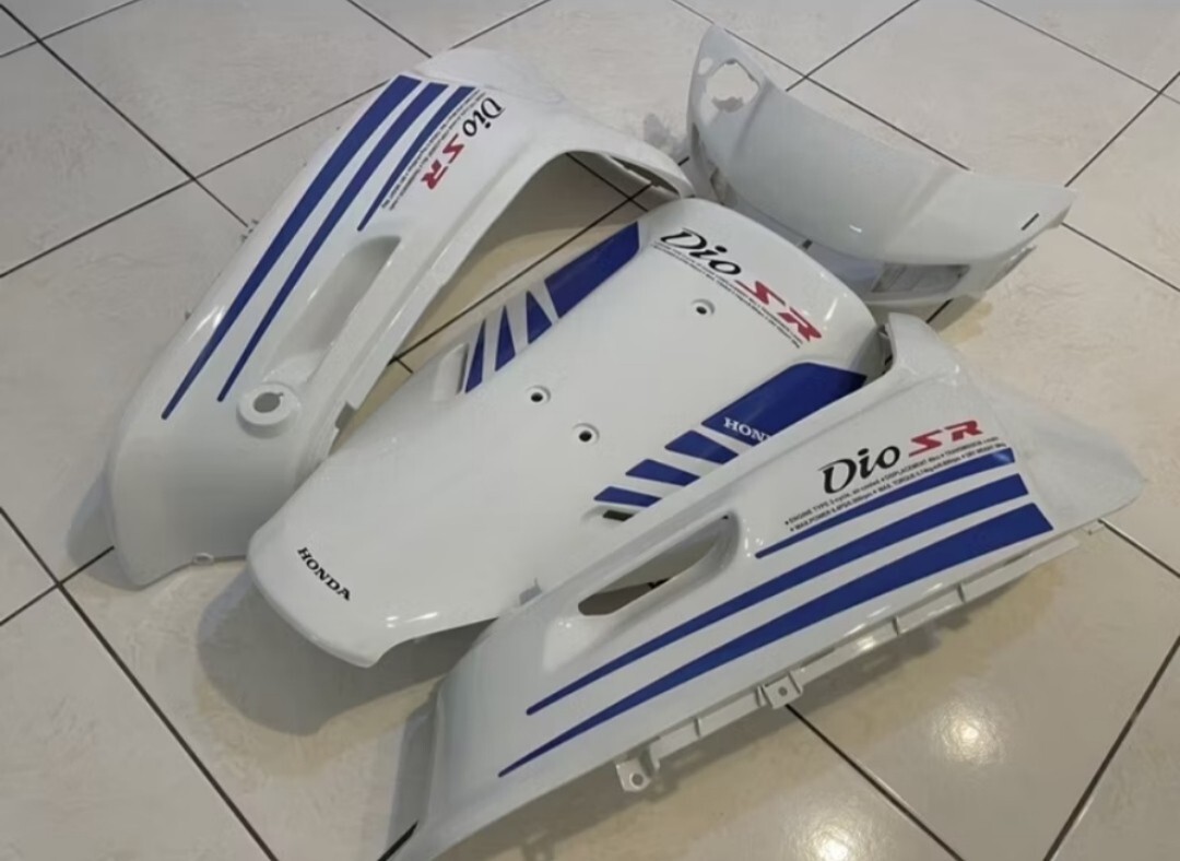 2025年最新】Yahoo!オークション -dio af18 カウル(自動車