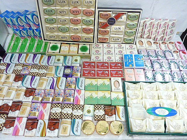 t118 未使用保管品 固形 石鹸 大量 まとめ 計約130個以上 LUX