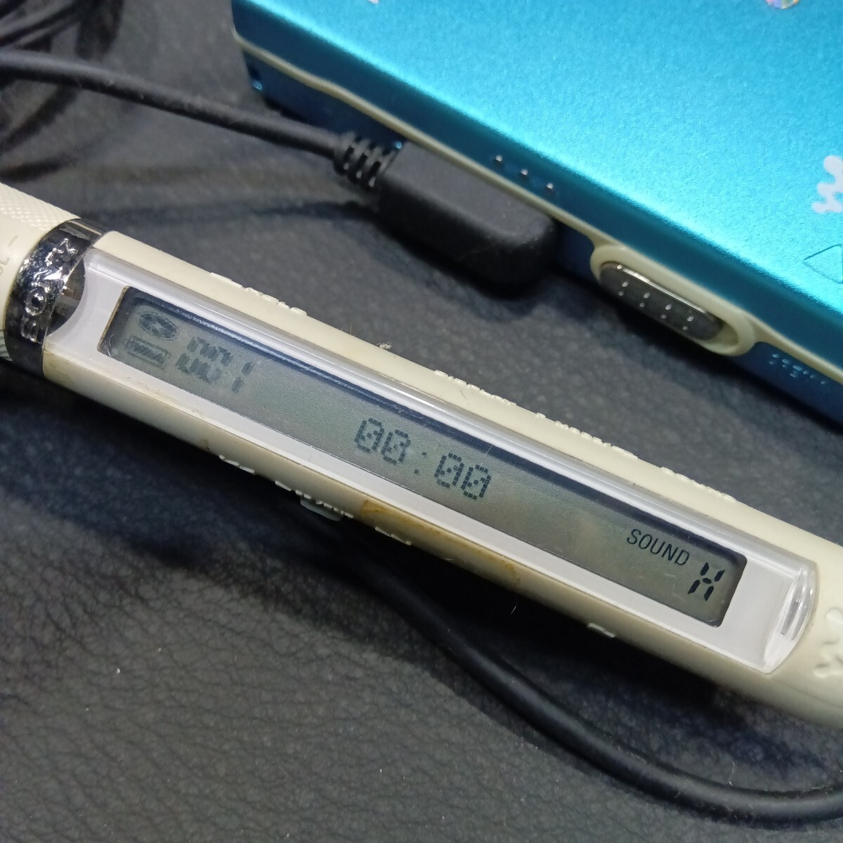 Yahoo!オークション -「mdウォークマン mz-e520」の落札相場