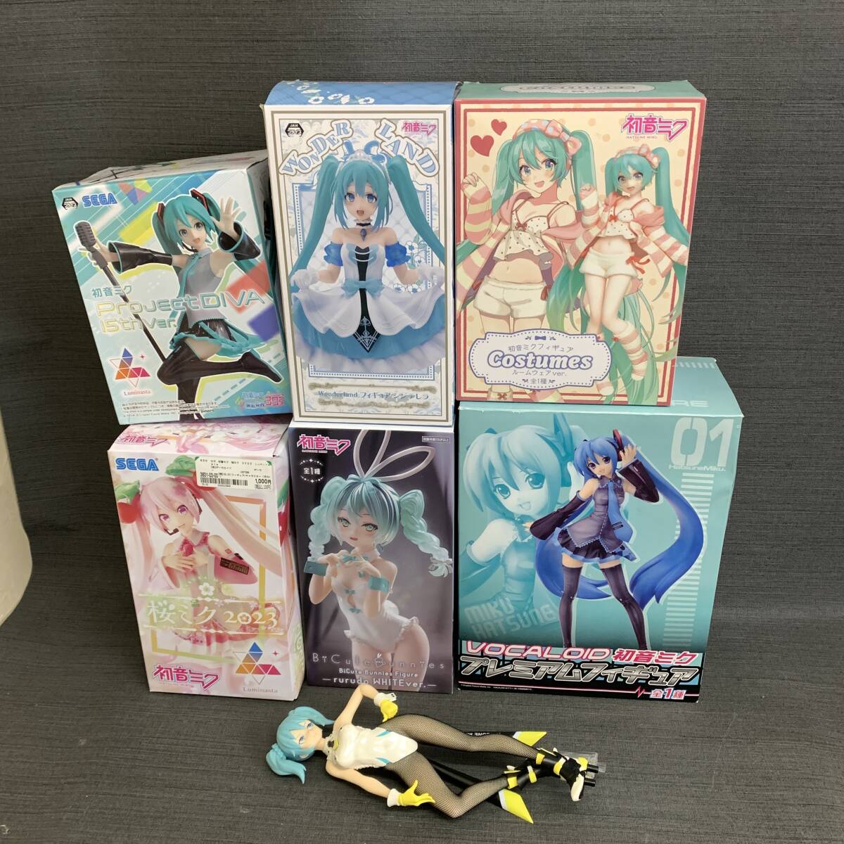 Yahoo!オークション -「バニーフィギュア」(初音ミク) (コミック Yahoo!オークション -「バニーフィギュア」(初音ミク) (コミック