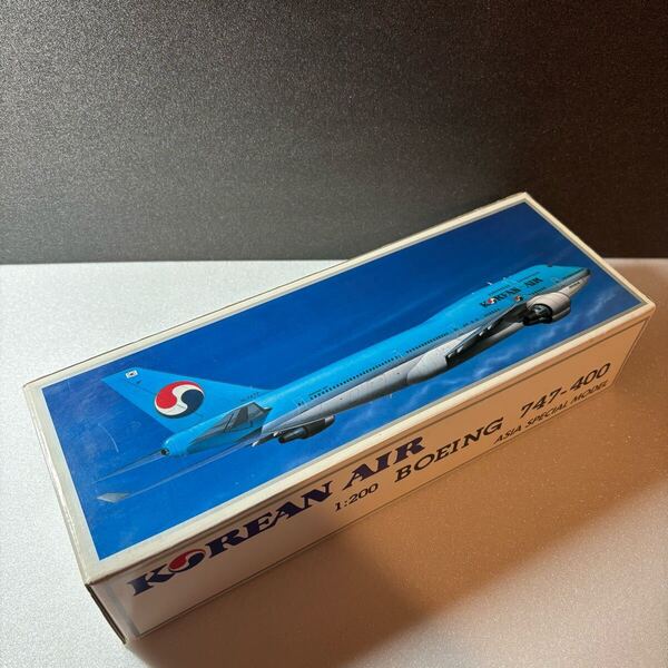 【希少モデル】大韓航空 ボーイング 747-400型機 1/200スケール KOREAN AIR BOEING ASIA SPECIAL MODEL 台座・箱付き 送料無料