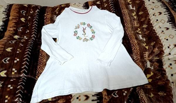 送料無料★ イブサンローラン Yves Saint Laurent ロゴ刺繍入り チュニックワンピース 白 150