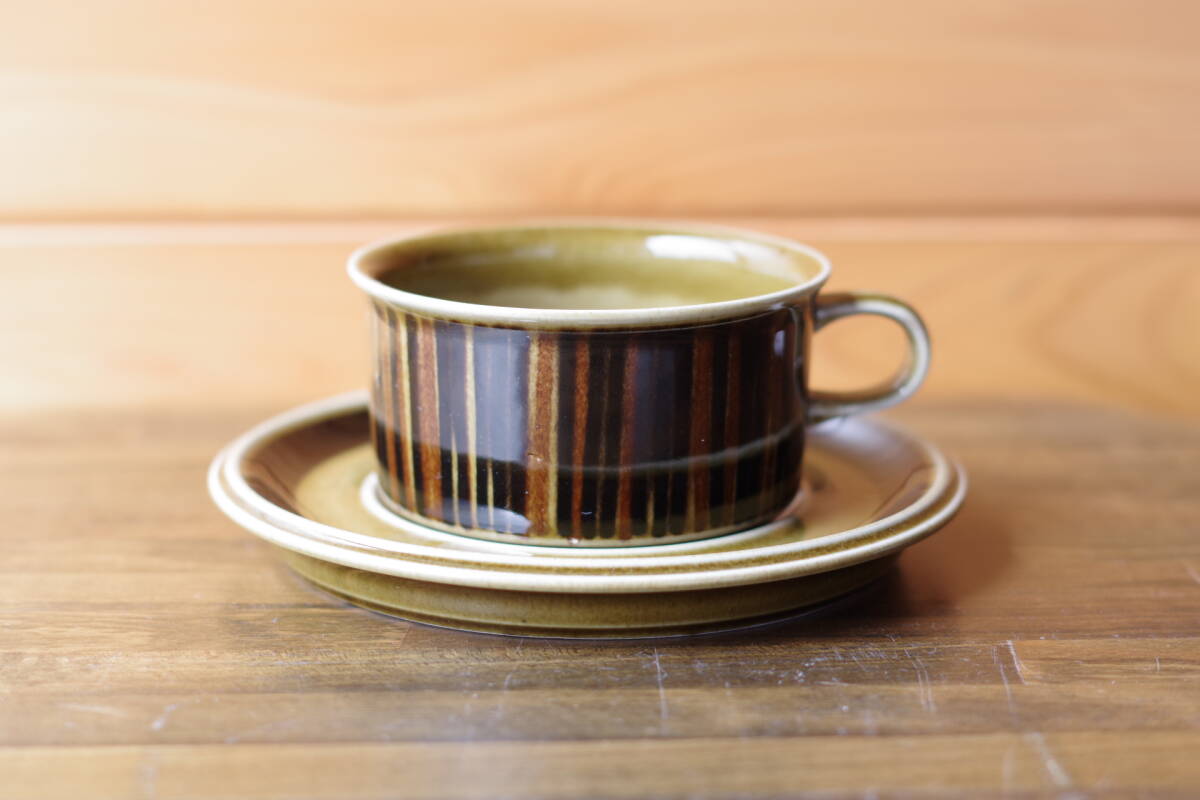 Yahoo!オークション -「亀井勝」(陶芸) (工芸品)の落札相場 Yahoo!オークション -「亀井勝」(陶芸) (工芸品)の落札相場