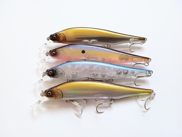 ITO SHINER風 ジャークベイト フローティングミノー 4色セット バス釣り バスフィッシング ブラックバス シーバス チヌ フラッシング TypeB