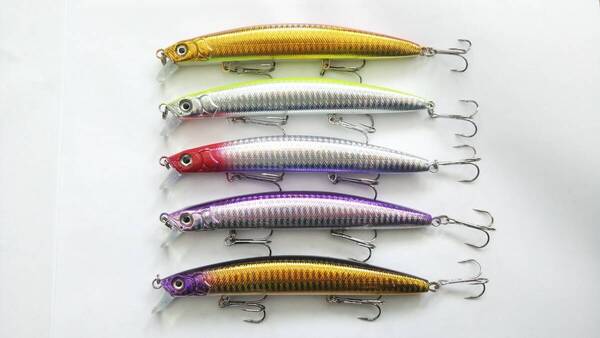 マグネットによる重心移動で飛距離が出る フローティングミノー 28g 15cm 5色セット シーバス スズキ 青物 ヒラマサ ブリ イナダ 港湾