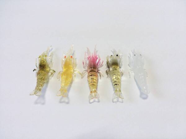カラフル スジエビ ワーム ソフトルアー 4.5cm 5本 セット ブラックバス ナマズ クロダイ マダイ シーバス スズキ ハタ