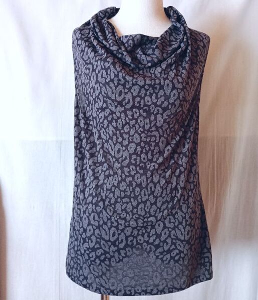 LAURA ASHLEY ローラアシュレイ 総柄 ノースリーブカットソー コットンストレッチ グレー×ブラック