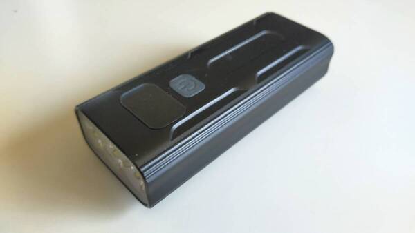 USB充電 モバイルバッテリー機能付き LEDライト