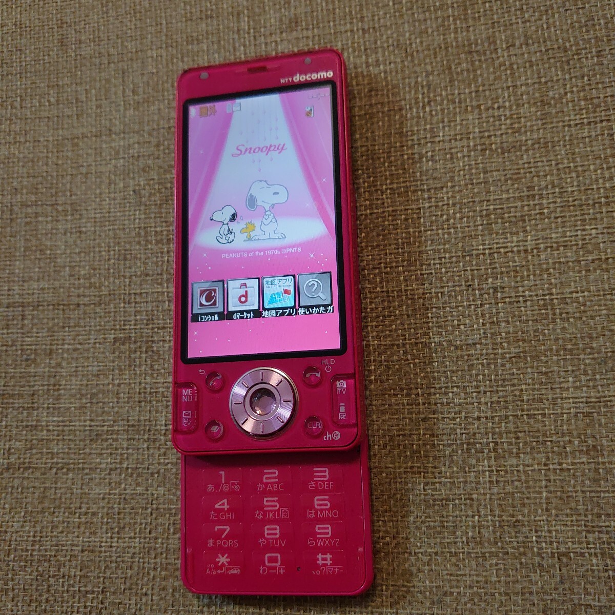 docomo P-03D ピンク ムスビー｜docomo P-03D ピンク 外装交換済み 送料無料 ドコモ