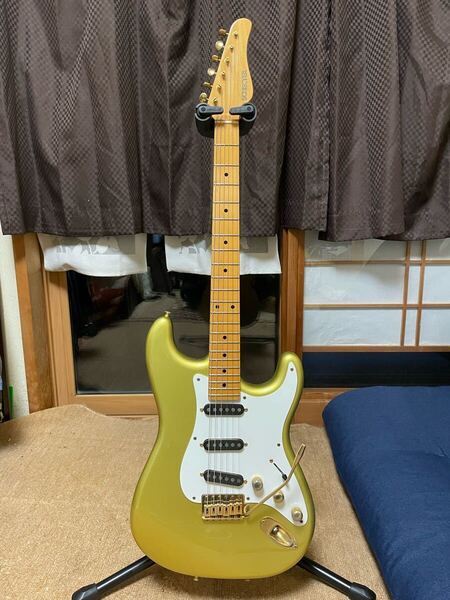 値下げ SCHECTER シェクター 2002年製 TRAD-ST ゴールド、良音、グットコンディション、レア
