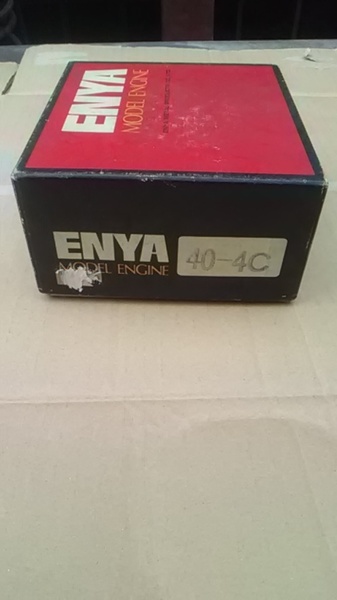 ENYA ラジコン飛行機4サイクル 40エンジン