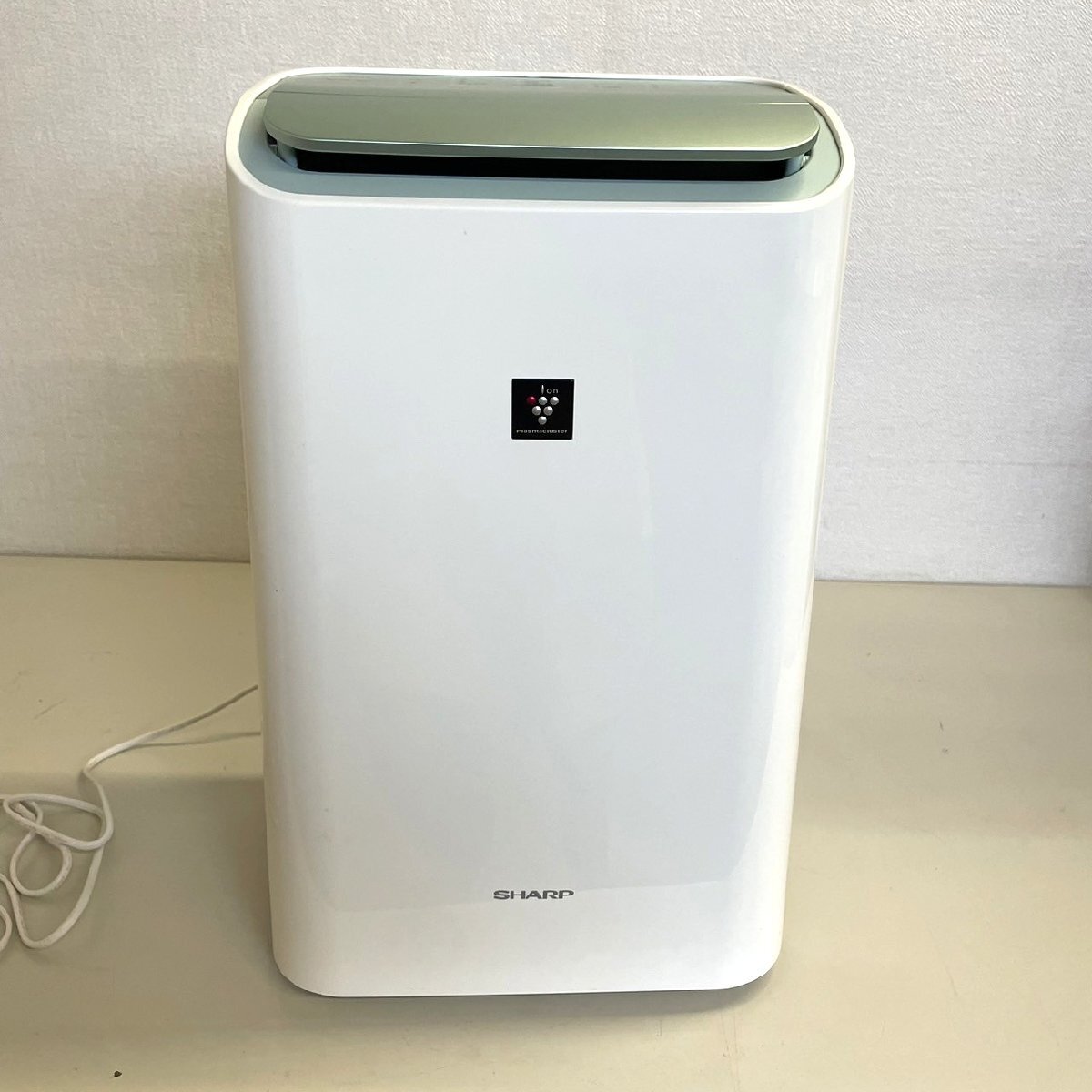 Yahoo!オークション -「除湿機 シャープ df100」(冷暖房、空調 Yahoo!オークション -「除湿機 シャープ df100」(冷暖房、空調