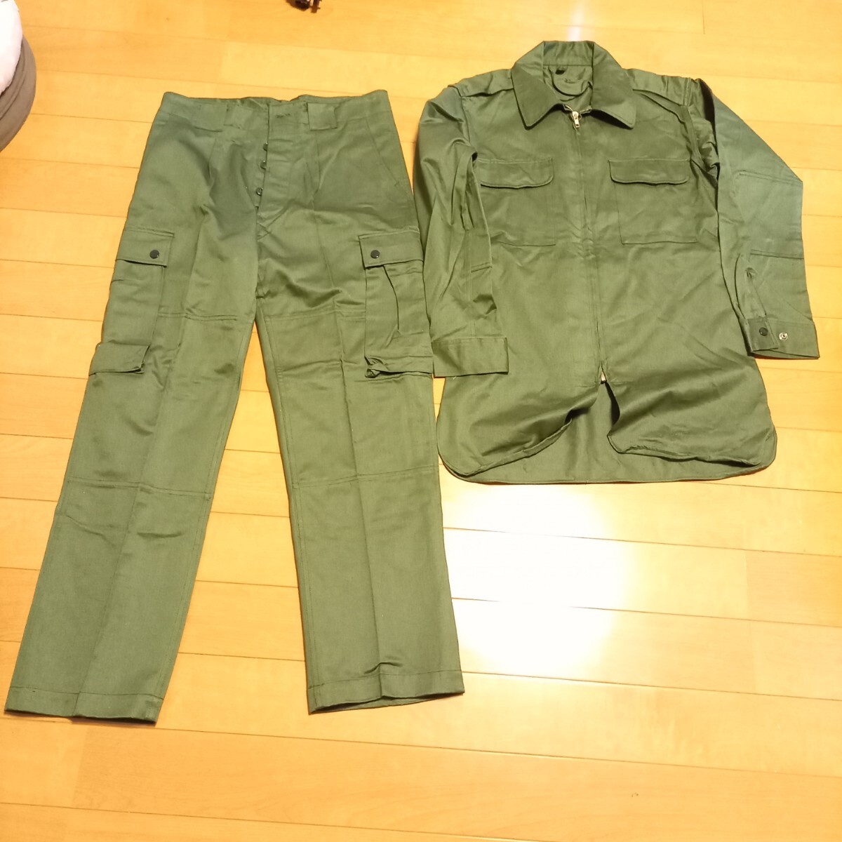 Yahoo!オークション -「陸上自衛隊 作業服」(ミリタリー) の落札 Yahoo!オークション -「陸上自衛隊 作業服」(ミリタリー) の落札