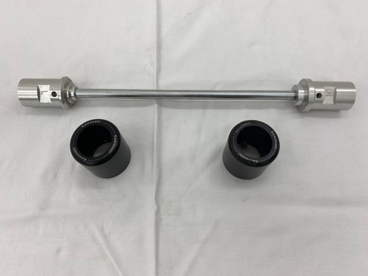  б/у Kawasaki Ninja ZX-6R оригинальный ползун оси 60