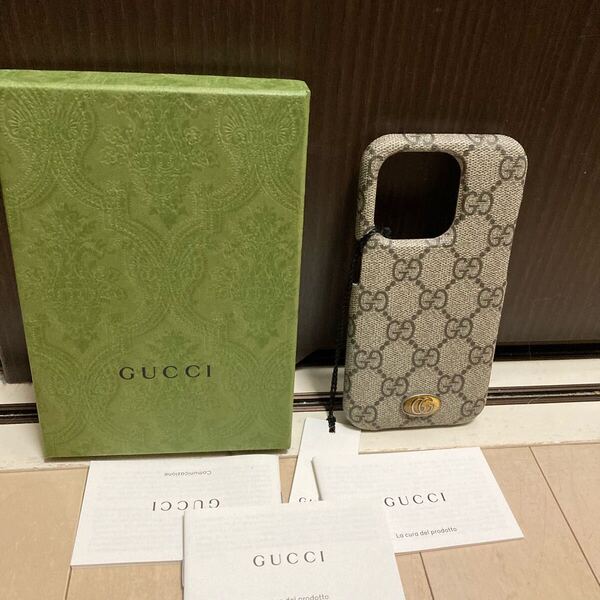 GUCCI グッチ 小物 GGスプリーム iPhoneケース スマホケース 携帯ケース iPhone14PRO 箱付き レディース メンズ おしゃれ ブランド