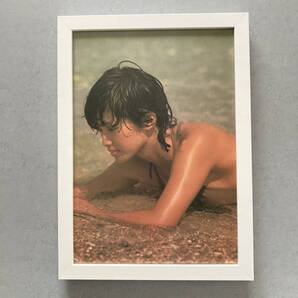 ●額装品 山口百恵 セクシーグラビア B5サイズ額入り ポスター風 アートフレーム 送料無料 D268