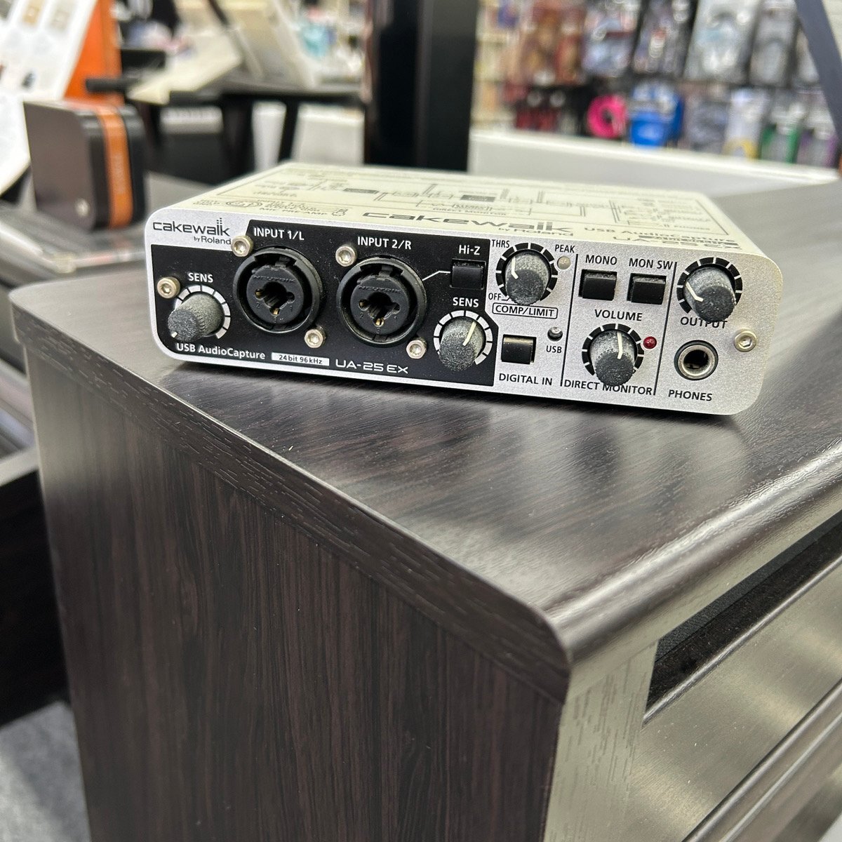 Yahoo!オークション -「roland ua-25ex」の落札相場・落札価格 Yahoo!オークション -「roland ua-25ex」の落札相場・落札価格