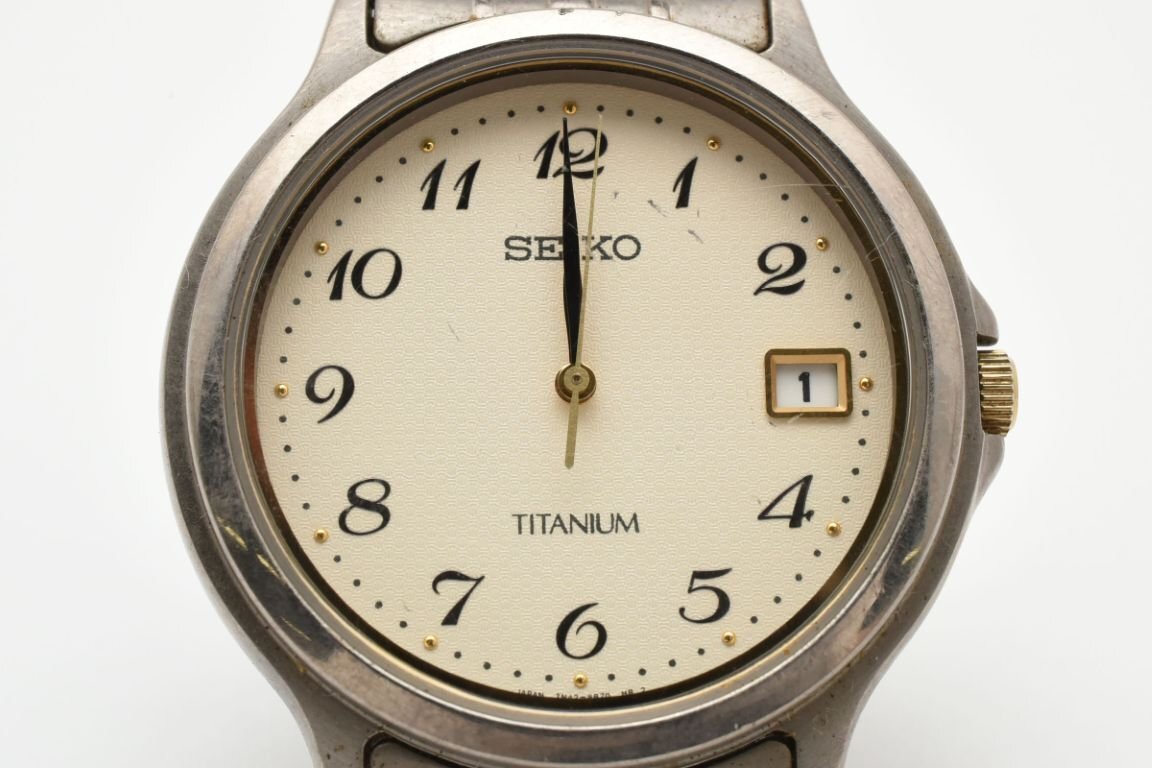 Seiko 7N42-8A60 Men's Titanium Waterproof Ivory Dial Quartz