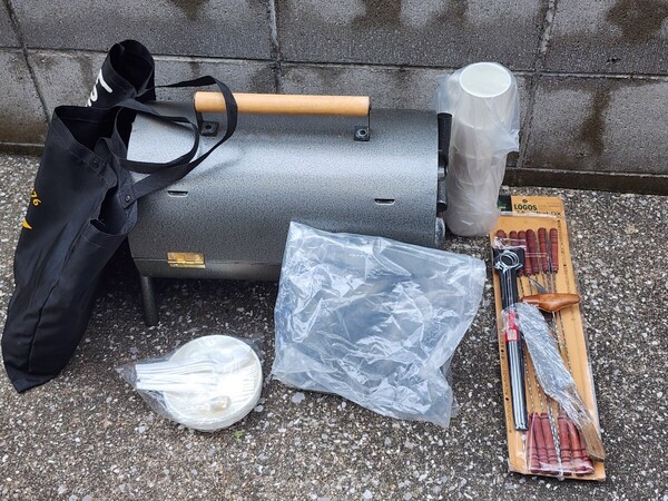 バーベキューグリル他色々セット BBQコンロ コップ お皿 スプーン フォーク