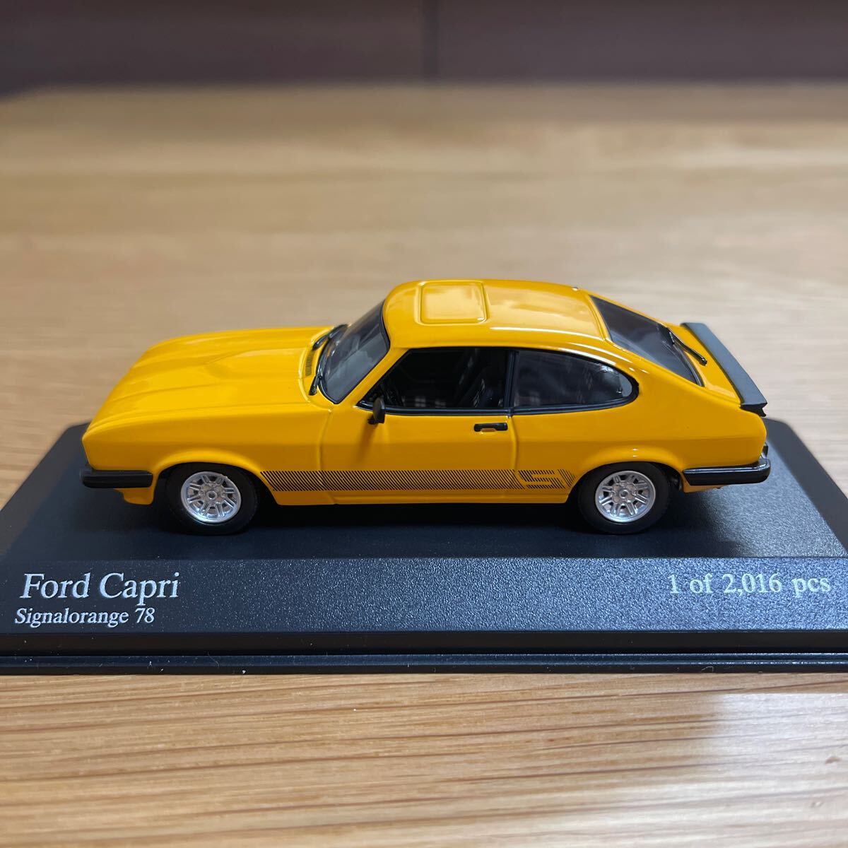 Yahoo!オークション -「カプリ」(ミニチャンプス) (自動車)の