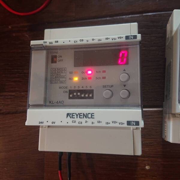 キーエンス keyence KL-4AD A/D変換ユニット アナログ入力4ch 製造番号末尾:700