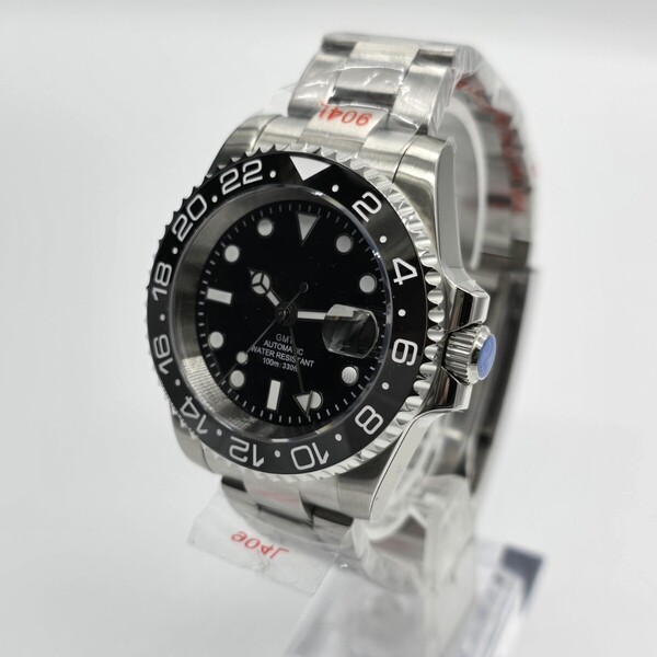 新品 自動巻 グレー&ブラックベゼル 黒文字盤 GMT SEIKO NH34 メンズ腕時計 機械式 回転ベゼル サファイア風防 裏スケ