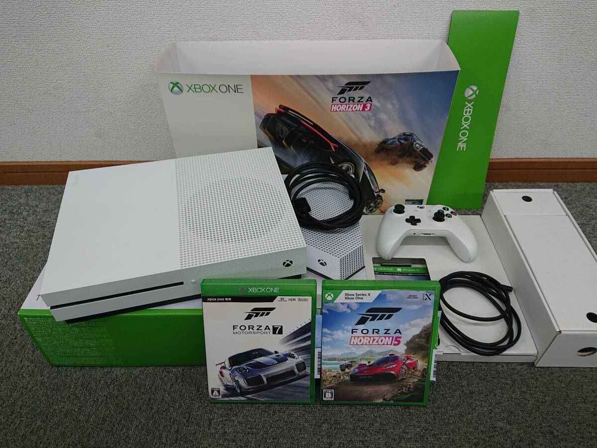 Amazon.co.jp: Xbox One 発売記念版 (タイタンフォール同梱