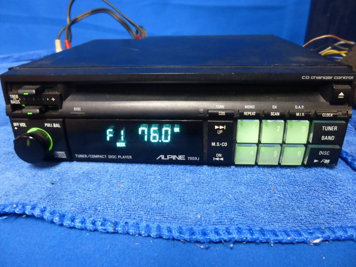 Alpine Juba 7909J Ampless CD Player | With CD Changer