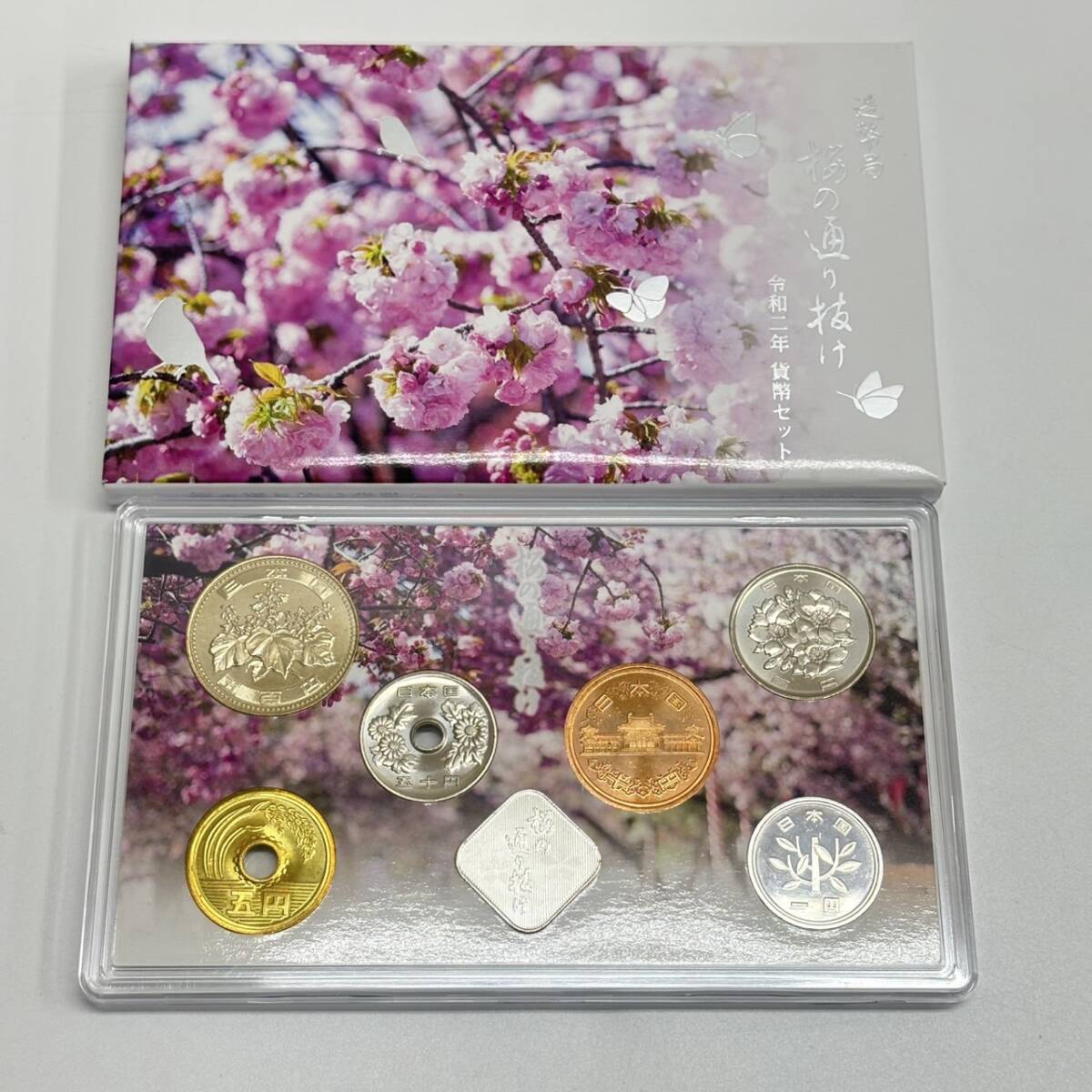 Yahoo!オークション -「桜の通り抜け 貨幣セット」(その他 Yahoo!オークション -「桜の通り抜け 貨幣セット」(その他