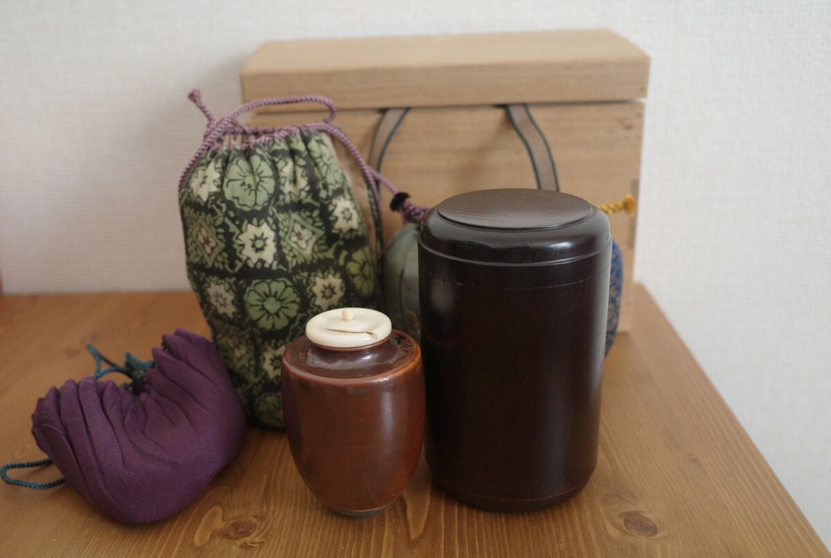 【高級品】鉄刀木 壺 高級品】鉄刀木 壺