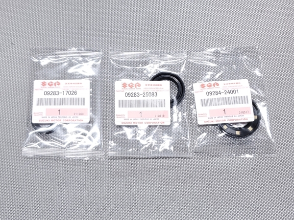 ●送料無料●アドレスV100 CE11A / CE13A 純正 クランク オイルシール セット > エンジン クランクシャフト パッキン ベアリング