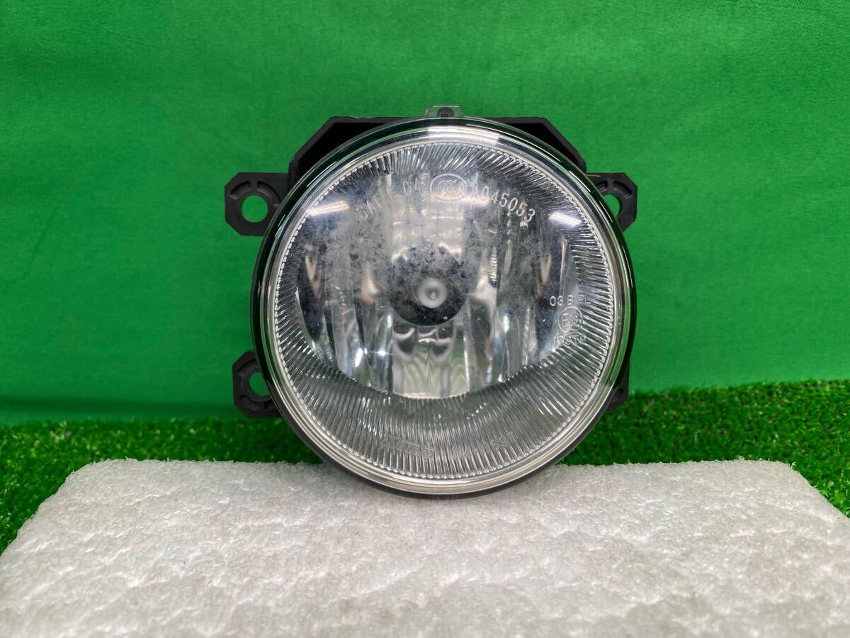 タント DBA-LA600S 左フォグランプ 純正品番81210-B2130 管理