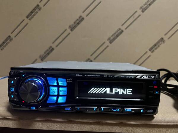 ★ALPINE CDA-9857Ji CDプレーヤー★
