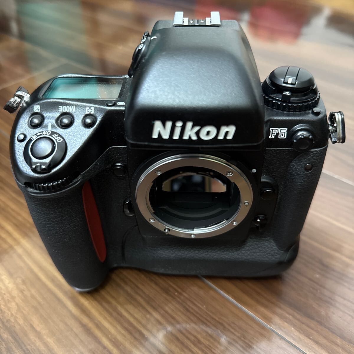 Yahoo!オークション -「nikon f5 ボディ」(フィルムカメラ Yahoo!オークション -「nikon f5 ボディ」(フィルムカメラ