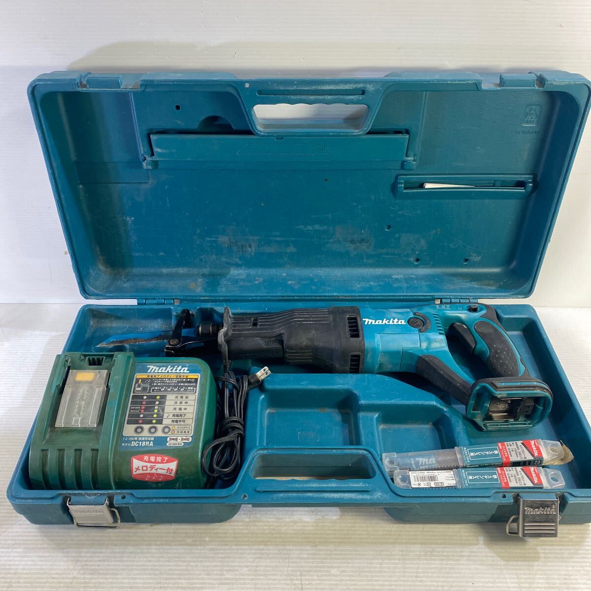 makita マキタ 10.8V充電式レシプロソー JR101DW バッテリ＋充電